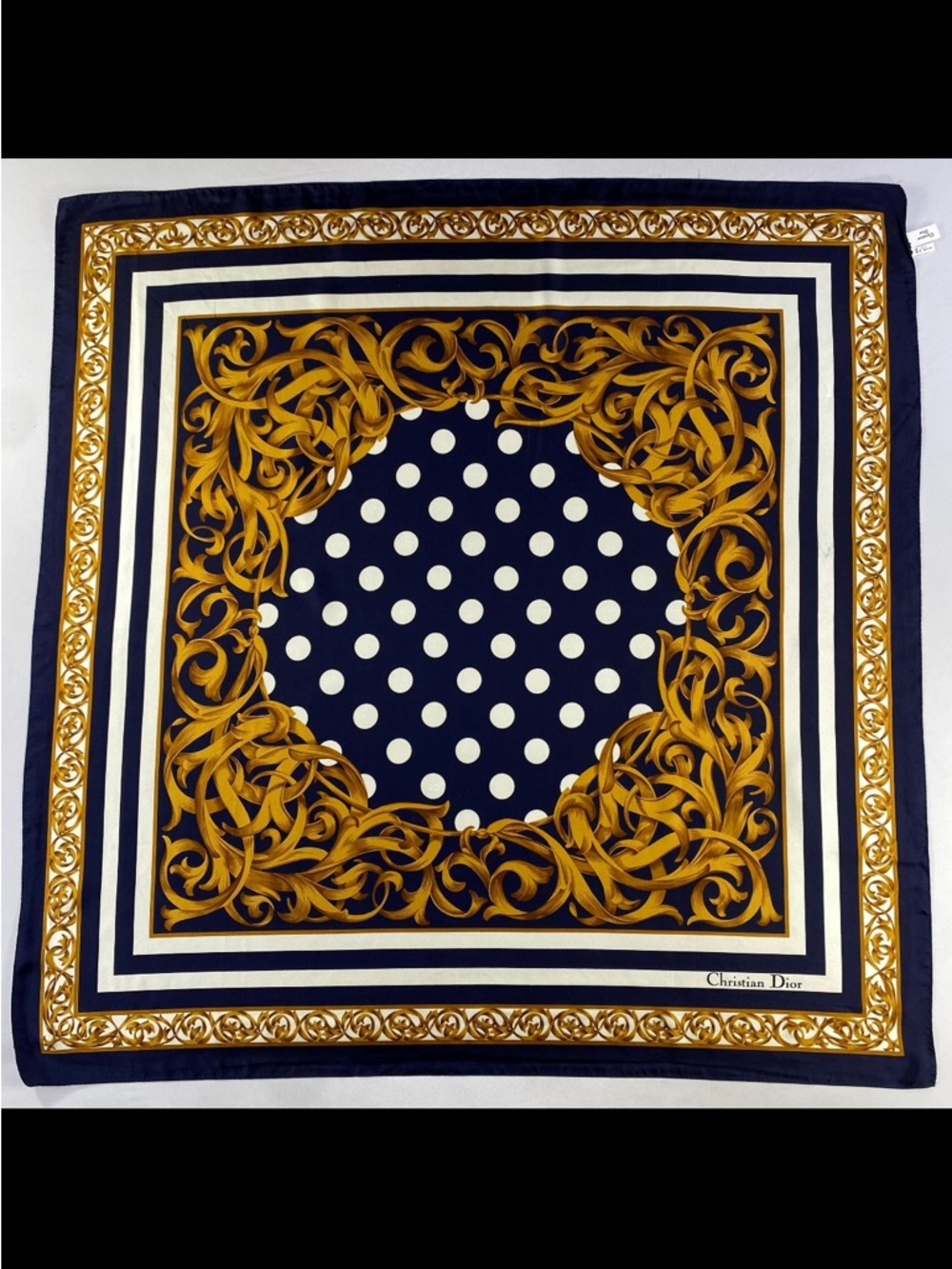 DIOR🔥 Elegant Silk Scarf - Picture 2 of 3
